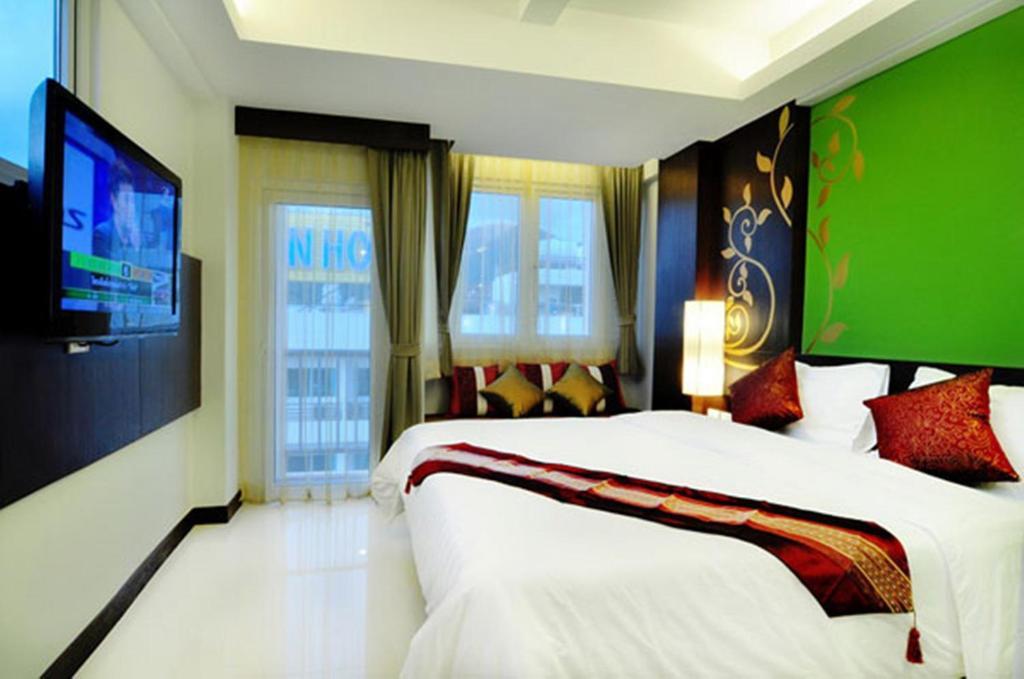 Ps Hotel Phuket Patong - Sha Plus Стая снимка