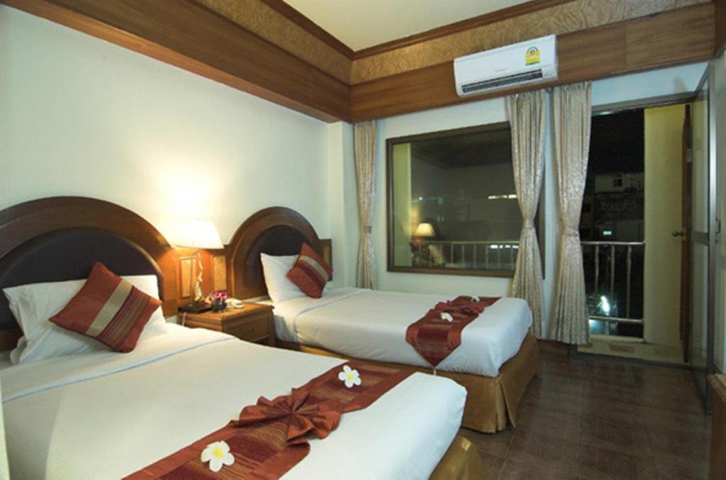 Ps Hotel Phuket Patong - Sha Plus Стая снимка